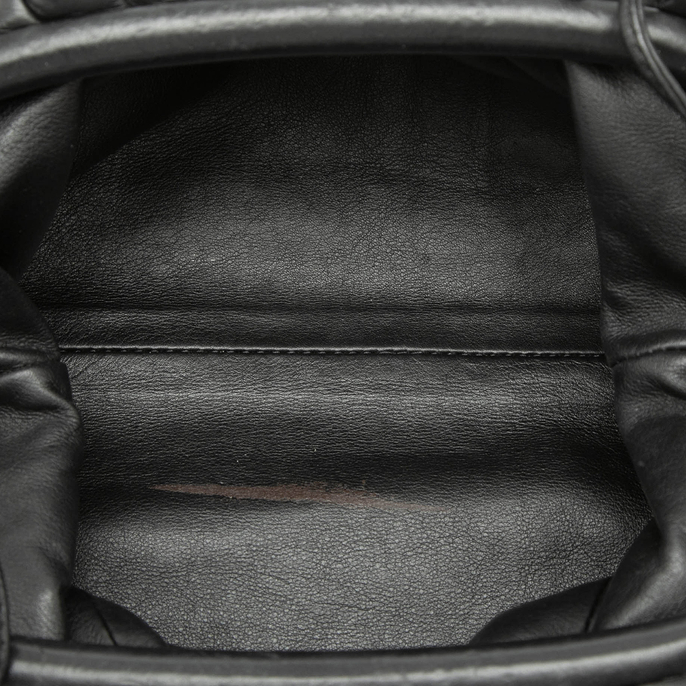 Pre-Loved Bottega Veneta Lambskin The Mini Pouch Crossbody - Picture 4 of 7